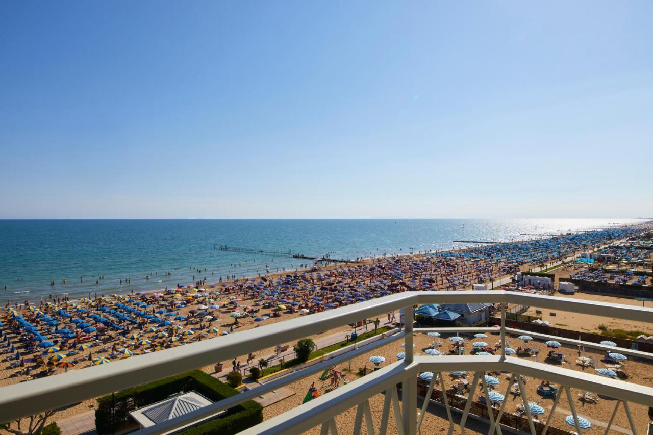 Ruhl Beach Hotel & Suites Лидо-ди-Езоло Экстерьер фото