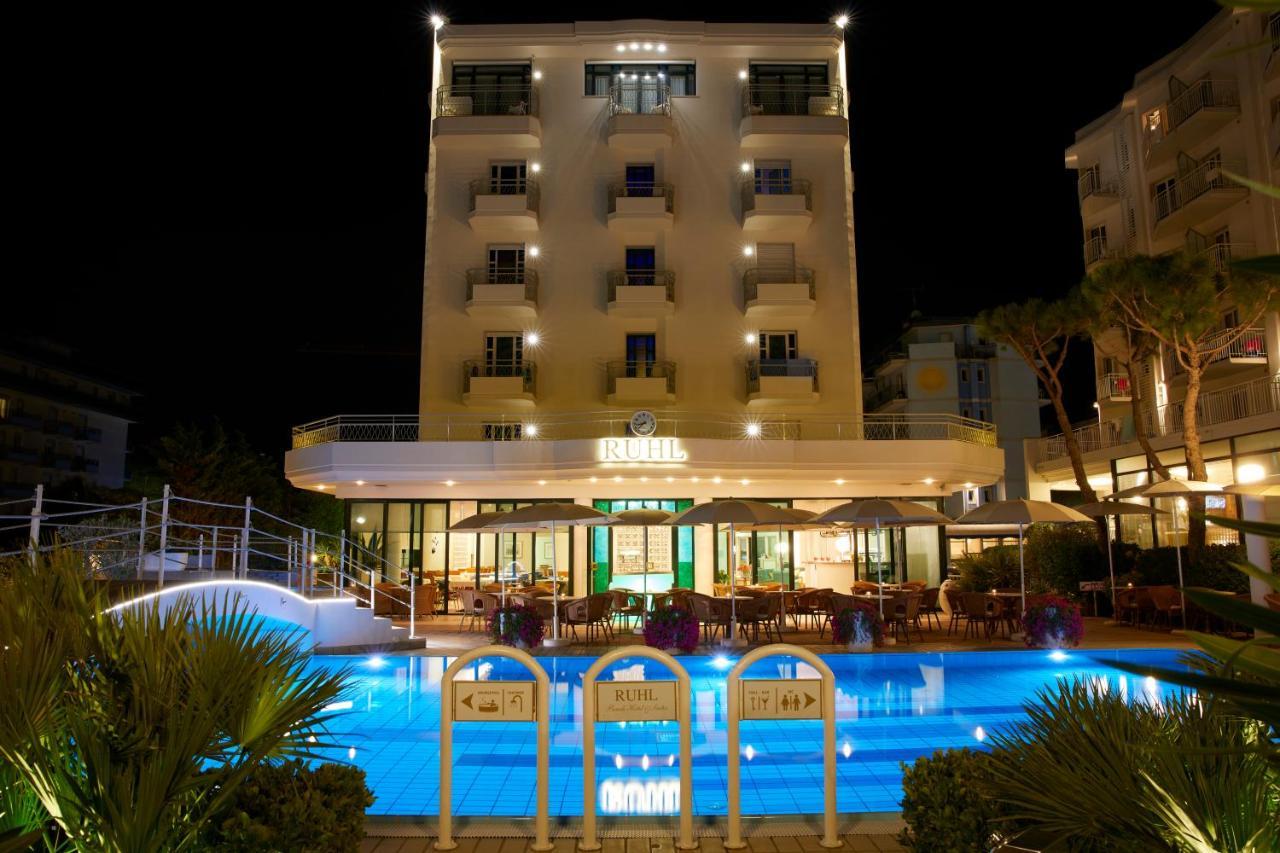 Ruhl Beach Hotel & Suites Лидо-ди-Езоло Экстерьер фото